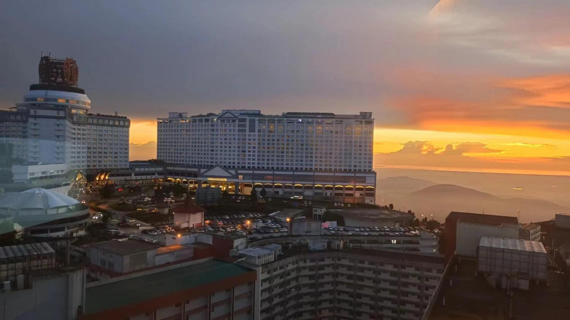 Genting World Deluxe Room เก็นติงไฮแลนด์ ภายนอก รูปภาพ